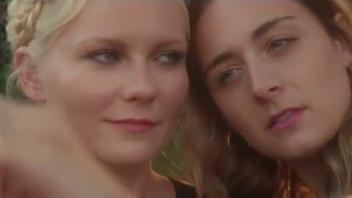 Kirsten Dunst meets fans - Aspirational